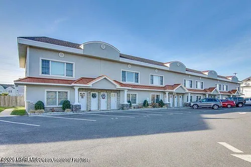 1488 Ocean Ave #5 Photo 1