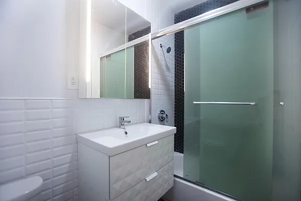 Rented by LG Fairmont Group | media 18