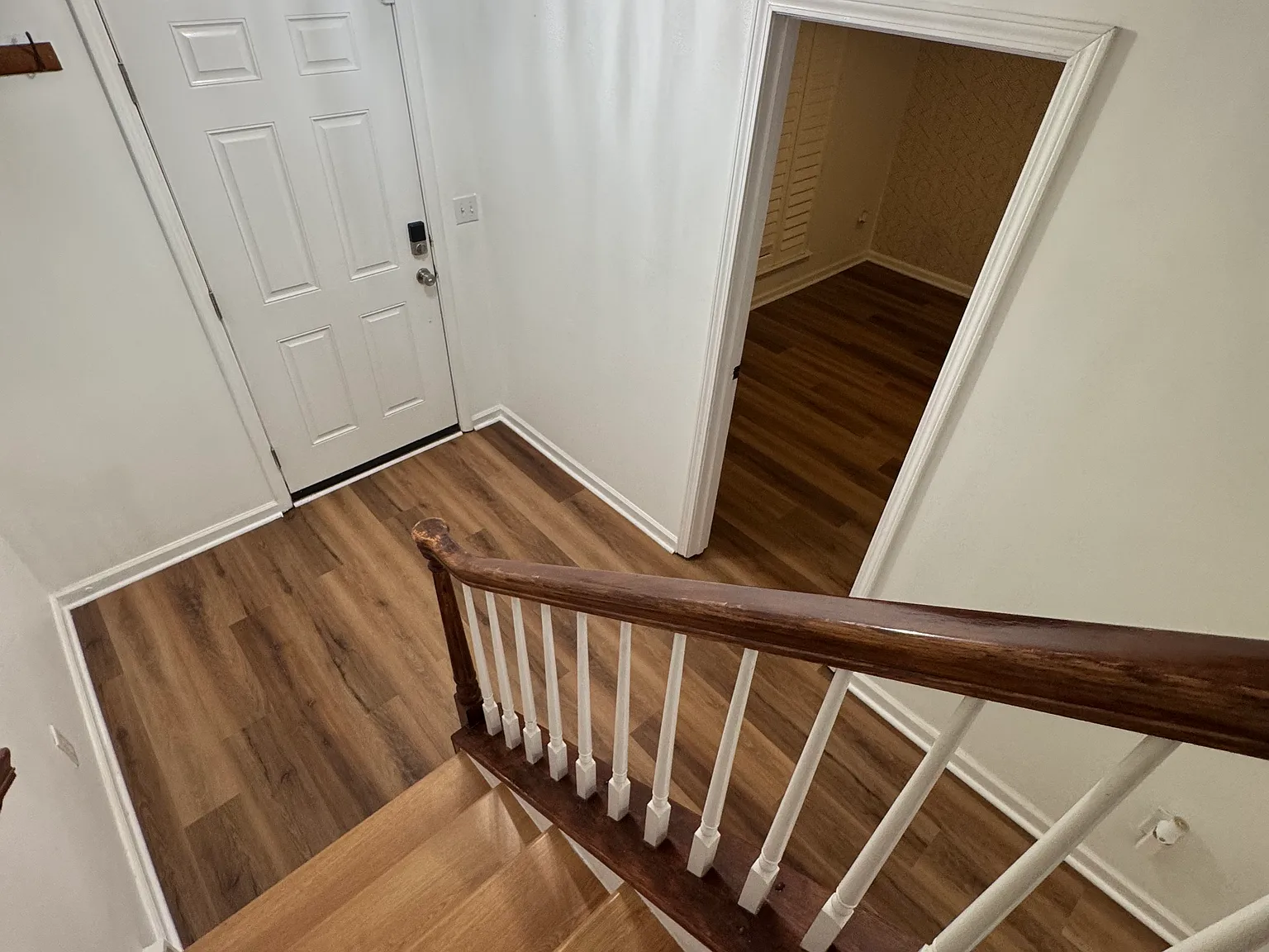4 bed, 3.5 bath, 2237 sqft, $2,850 — Photo 2