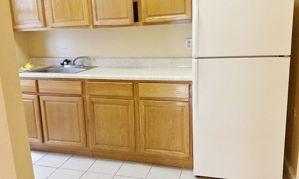 1st image of 2132 35th Ave #5