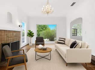 2132 Cove Ave, Los Angeles, CA 90039