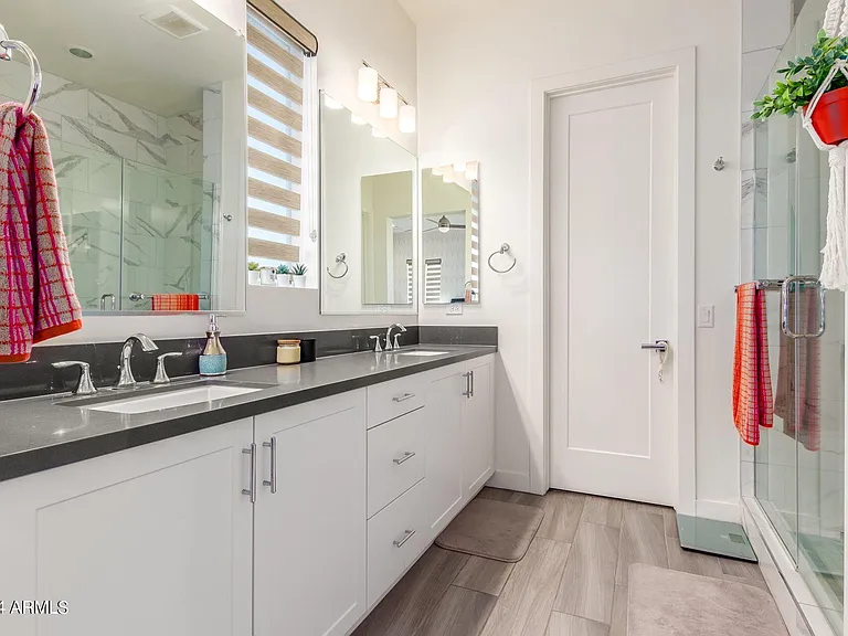 6806 E Orion Dr — Photo 9