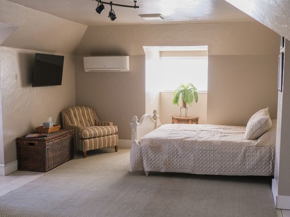 302 N Virginia St #B