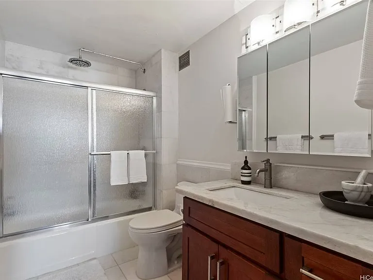 1350 Ala Moana Blvd #2711 — Photo 5