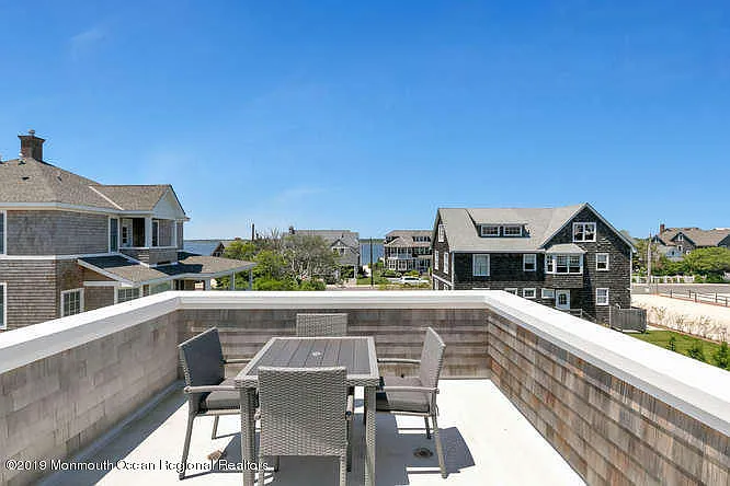 1328 Ocean Ave — Photo 21