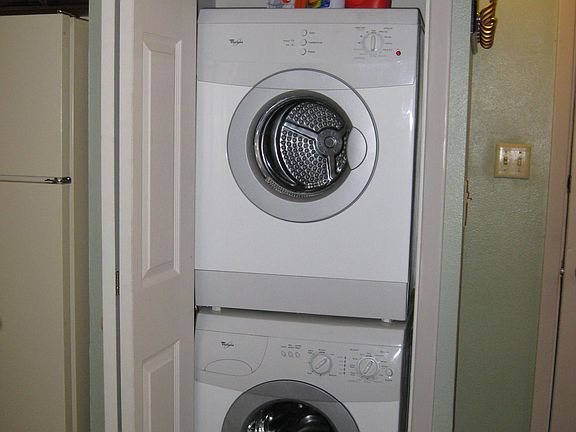 4th image of 322 Droz Dr