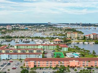 717 S Beach St APT 215C, Daytona Beach, FL 32114