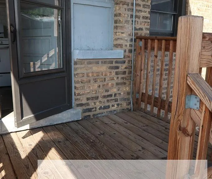 1749 W Devon Ave #3 — Photo 14