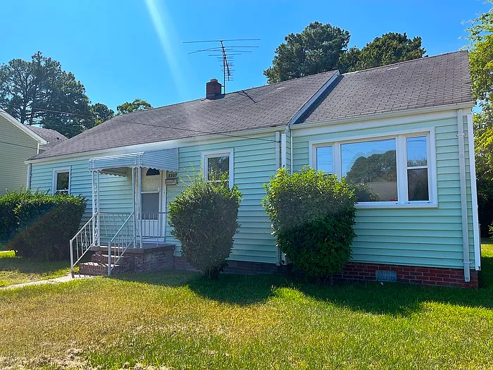 3307 Chalfin Ave — Photo 2