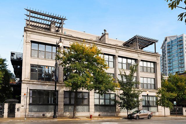 1st image of 1525 S Michigan Ave APT 311