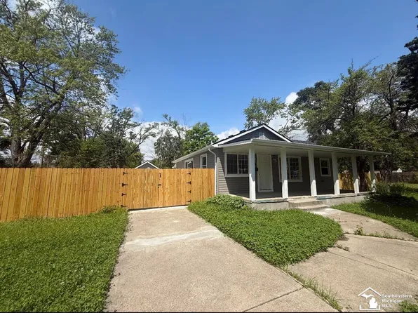 7751 Forrer St, Detroit, MI 48228