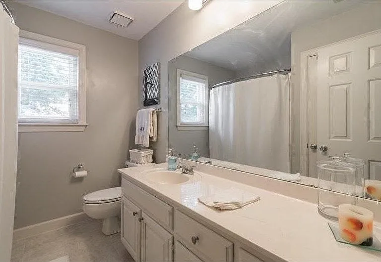 515 Birch Forest Ln — Photo 12