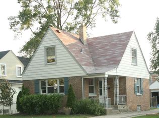 1450 Heidorn Ave, Westchester, IL 60154