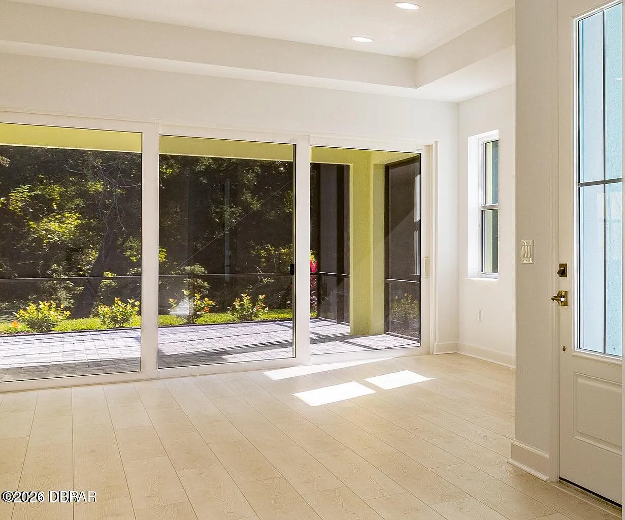 2 bed, 2.0 bath, 1563 sqft, $3,250 — Photo 4