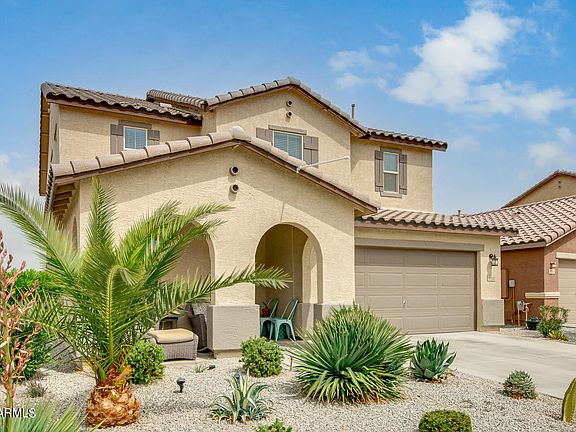 2nd image of 40922 W Patricia Ln