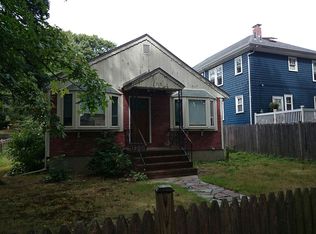 715 Vfw Pkwy, West Roxbury, MA 02132