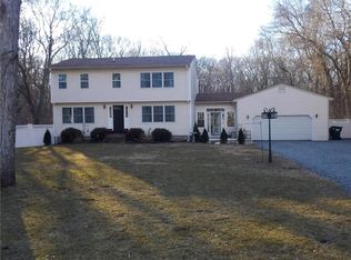 25 Burnt Cedar Dr, North Kingstown, RI 02852
