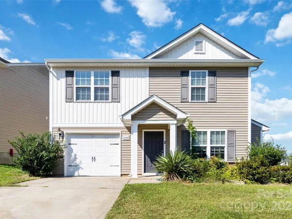 12107 Brittondale Ln, Charlotte, NC 28215