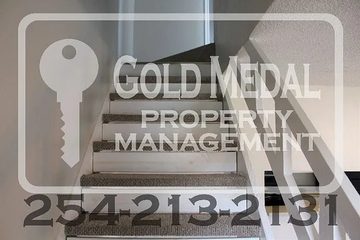 503 Longhorn Cir — Photo 10