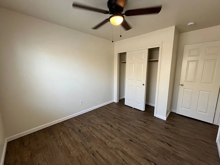 640 S Chess Terrace St — Photo 5
