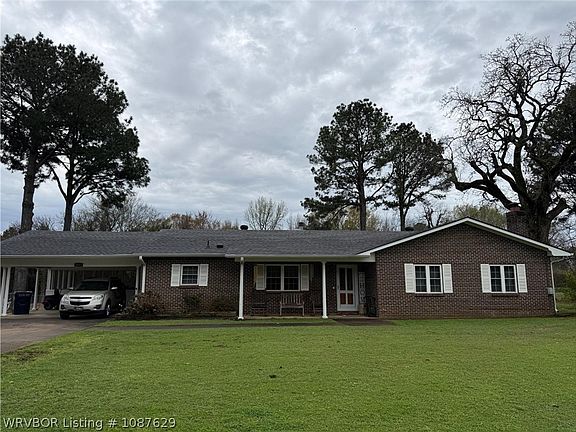 2nd image of 2011 W Clark Rd