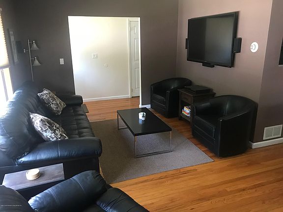 5th image of 1742 S Railroad Ave
