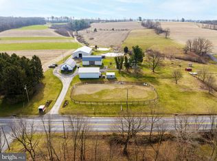 996 Long Run Rd, Pine Grove, PA 17963