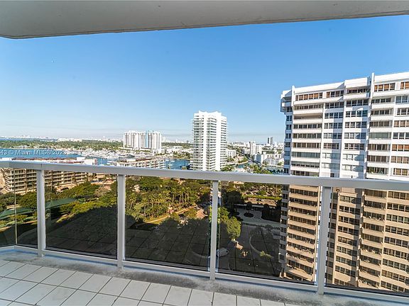3rd image of 9 Island Ave APT 1711
