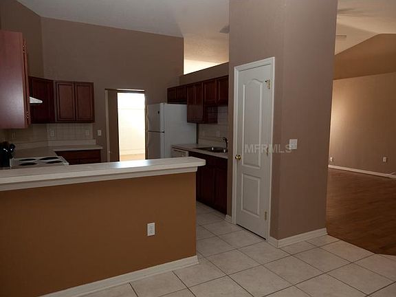 5th image of 2736 Highlands Creek Dr