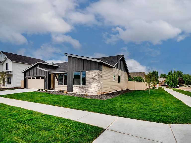3069 S Trafori Ave — Photo 3