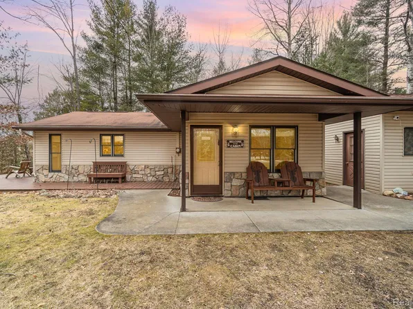 850 Grass Lake Rd, Gladwin, MI 48624