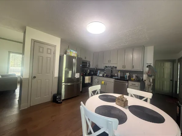 74 Howard Cir, Winder, GA 30680