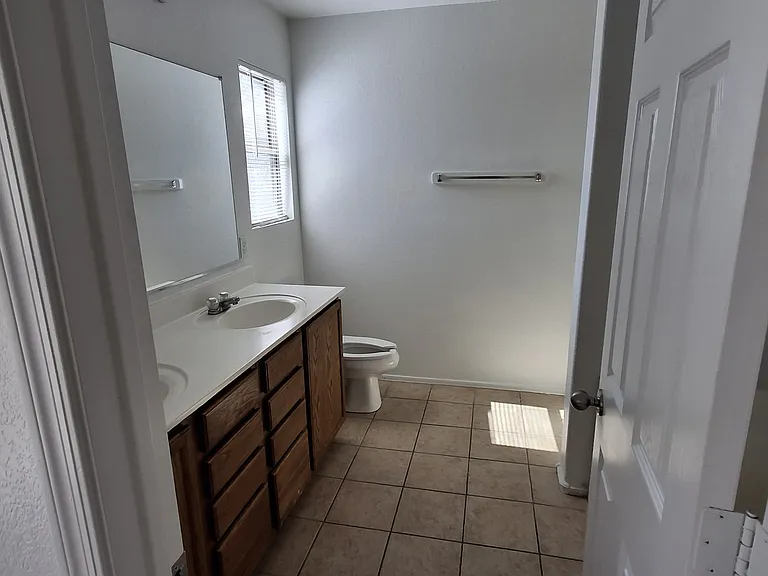 9619 N 82nd Gln — Photo 37