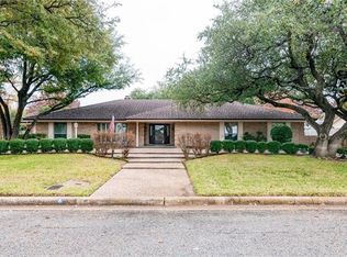 5608 Oakmont Ln, Fort Worth, TX 76112