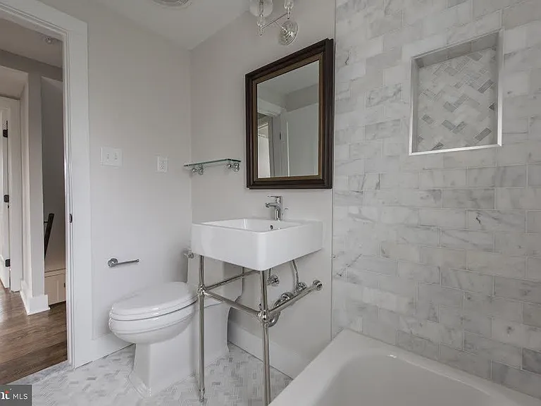 609 Ramsey St — Photo 11