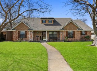 2653 Heatherwood Dr, Dallas, TX 75228