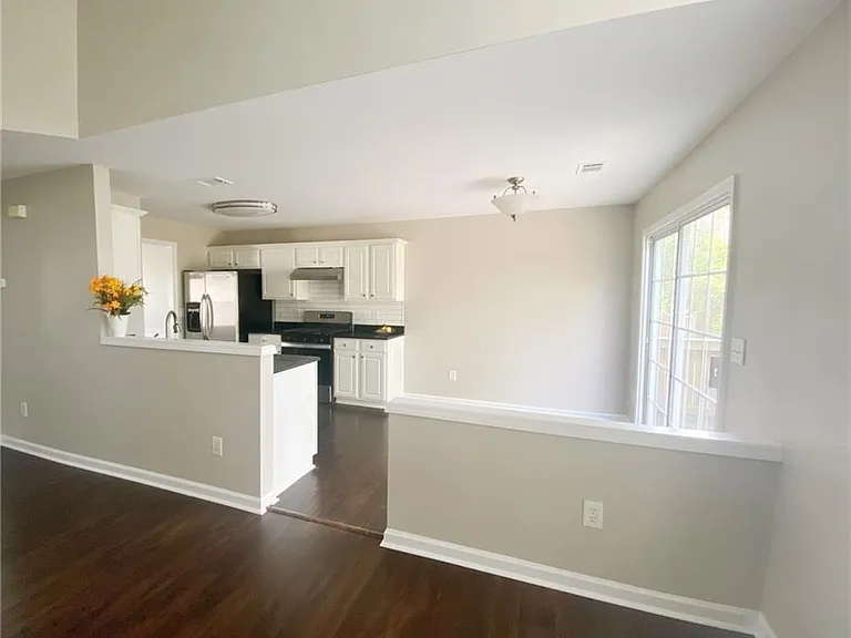 703 Melilot Ln — Photo 8