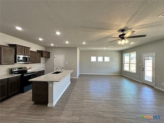 5th image of 3105 Seeker St