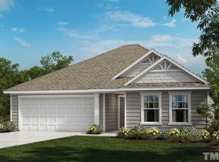 210 Willow Grove Ln, Fuquay Varina, NC 27526