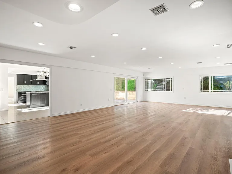 1210 Swarthmore Dr — Photo 24