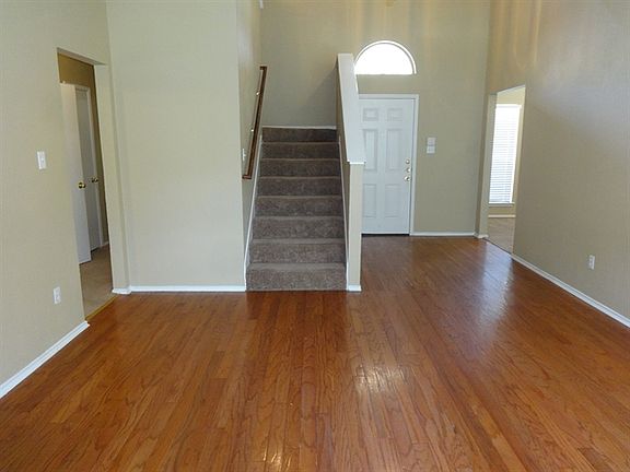 4th image of 2809 Garden Oak Pl