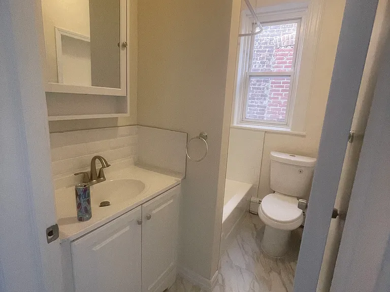 6 Webster Ave #5 — Photo 8