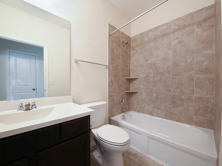 14002 Madrigal Ln — Photo 55