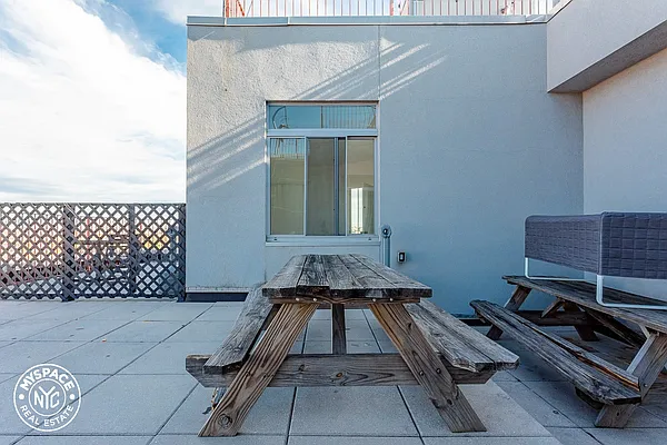 Rented by MySpaceNYC | media 13