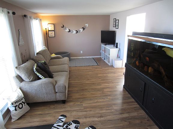 5th image of 6949 Locustview Dr