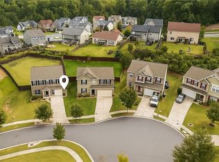 1586 Garden View Dr, Sugar Hill, GA 30518