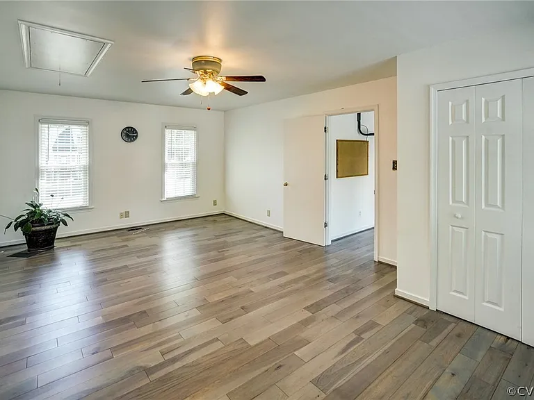 8112 Nashua Dr — Photo 10
