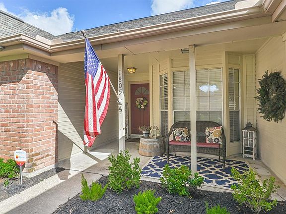 5th image of 1805 Whitebriar Dr