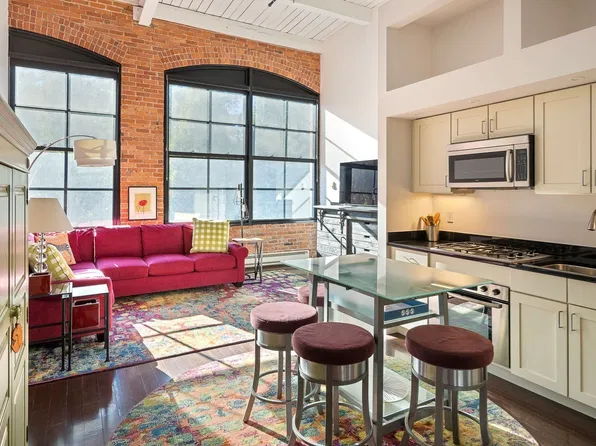 1 Aberdeen Way Suite 209, Cambridge, MA 02138