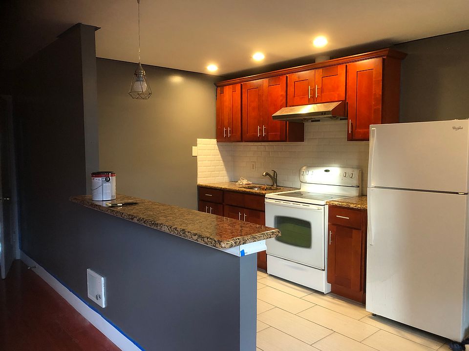 1st image of 1618 W Olney Ave #1